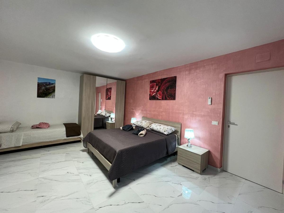 Bed and Breakfast L'Oasi Del Raganello Civita Exterior foto